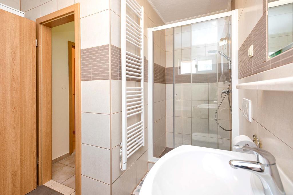 Appartement Deluxe Jelsa à Jelsa  Extérieur photo