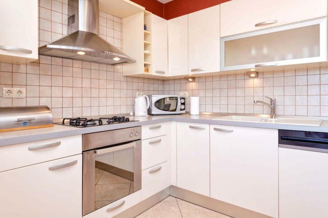 Appartement Deluxe Jelsa à Jelsa  Extérieur photo